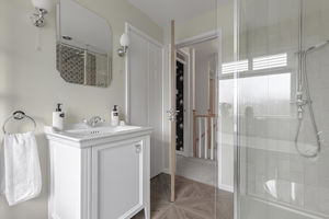 Photo 7- click for photo gallery